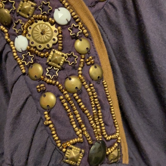 Francesca’s Medium Purple Deep V Embellished Top: 4071 - Picture 8 of 11